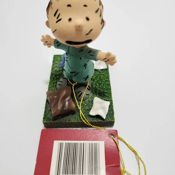 Peanuts PIG PEN "Bus Stop" 3" Mini Statue Westland Giftware #20711 New - Picture 6 of 7